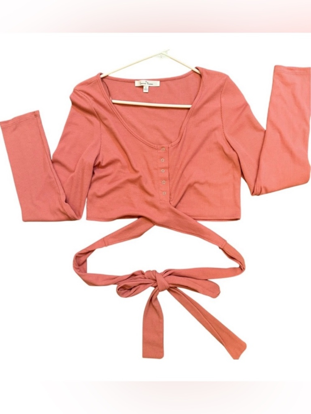 WHOLE OUTFIT SIZE LARGE. Love tree Women's Ribbed Pink crop and NEW denim skirt. - Picture 4 of 10